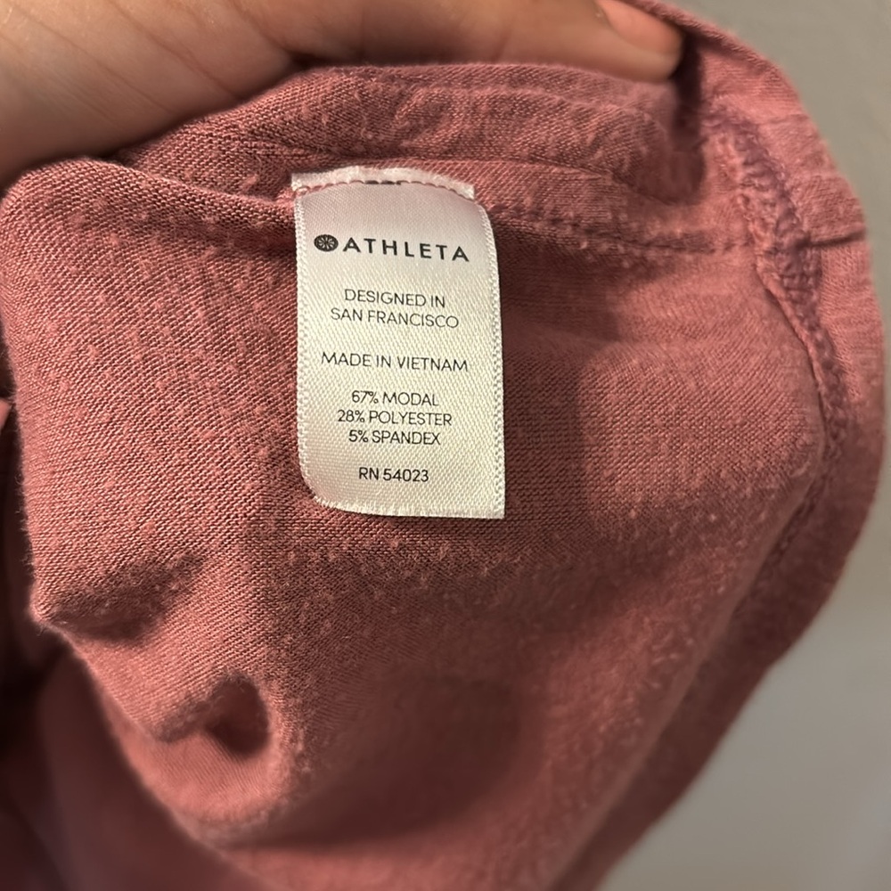 Athleta Asymmetrical Basic Tee Size Medium - image 5